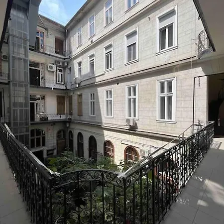 Stylish Apartament In The City Centre *